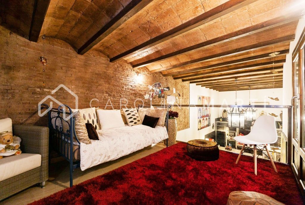 Duplex de luxe rénové à vendre dans le quartier gothique de Barcelone