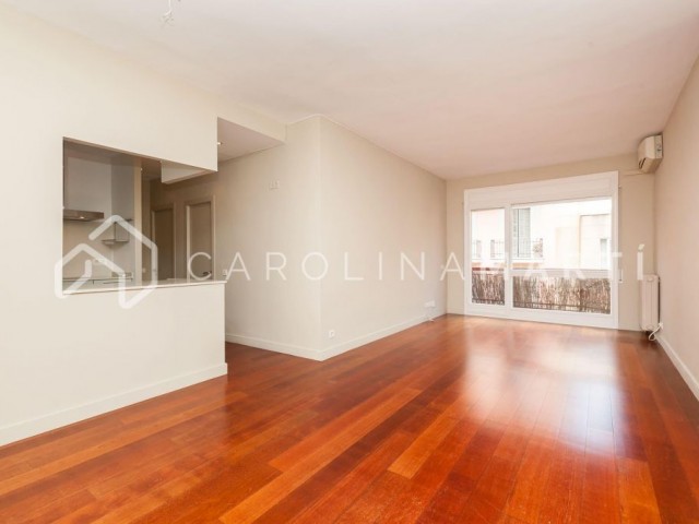 Apartment for rent with terrace in Galvany, Barcelona